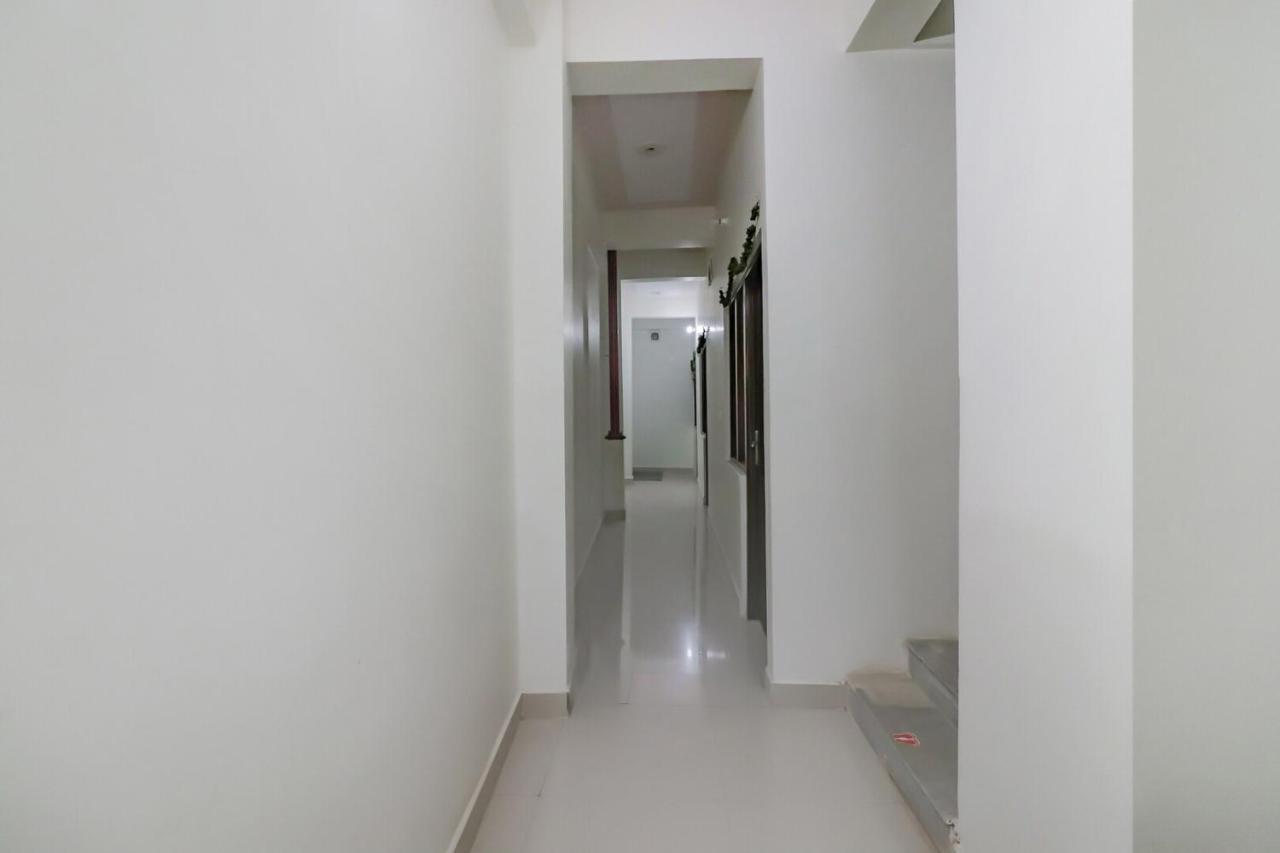 Rajlakshmi Guest House Матхура Екстер'єр фото
